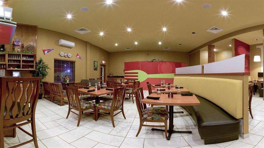 Holiday Inn Hotels Batesville By Ihg Экстерьер фото